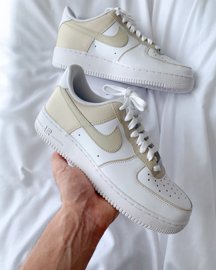 Nike Air Force 1 - Oatmilk